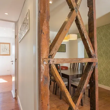 Apartment Manuel Bernardes Lisbon
