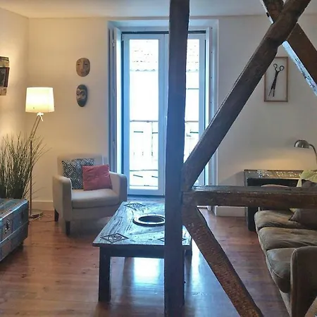 Manuel Bernardes Apartment *